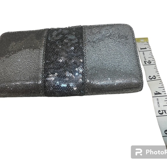 DEUX LUX SILVER SEQUIN WALLET. NWOT - Picture 3 of 4